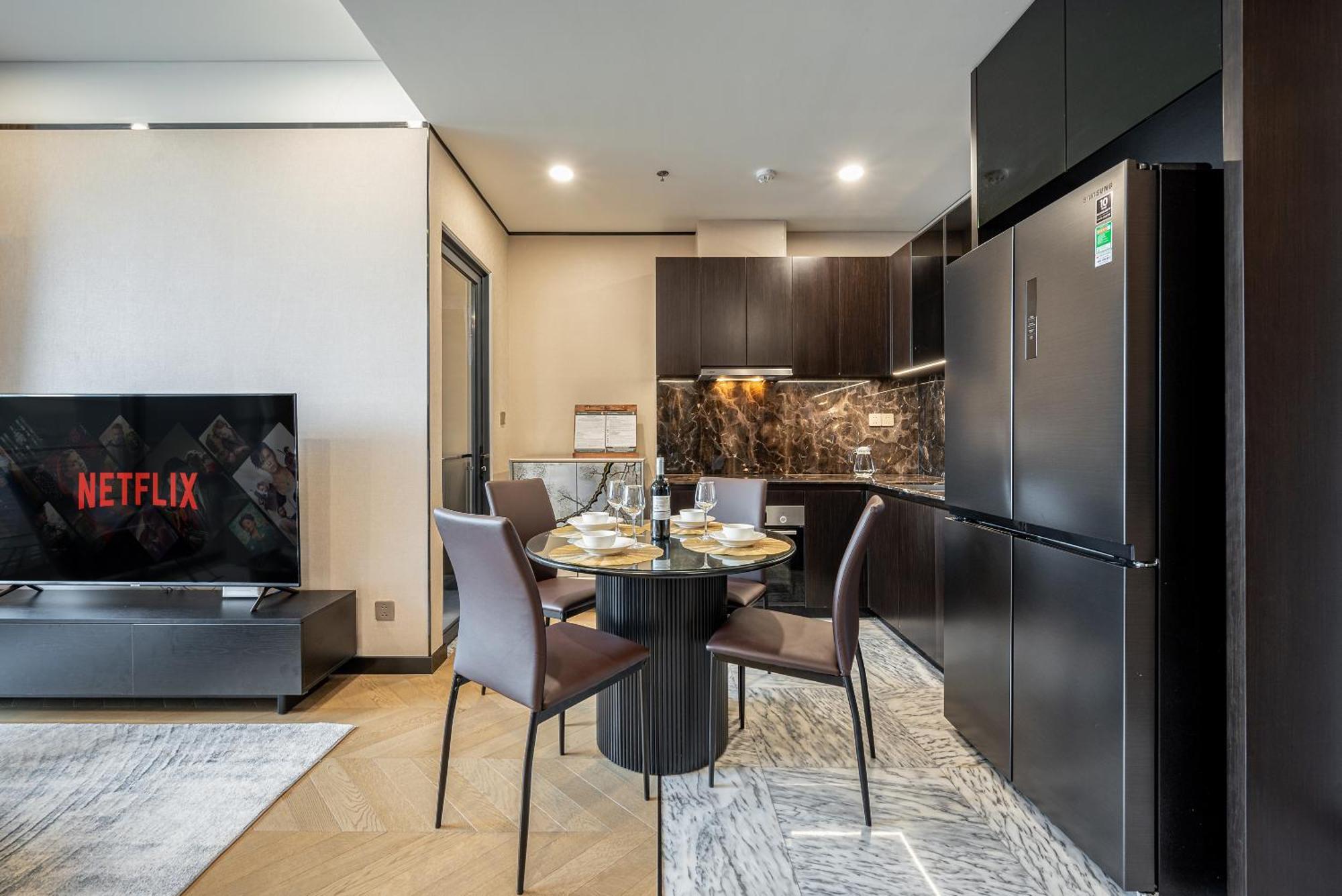 Apartment Lumiere Riverside - Raymond Holm - Luxurious 5-star Ho Chi Minh City