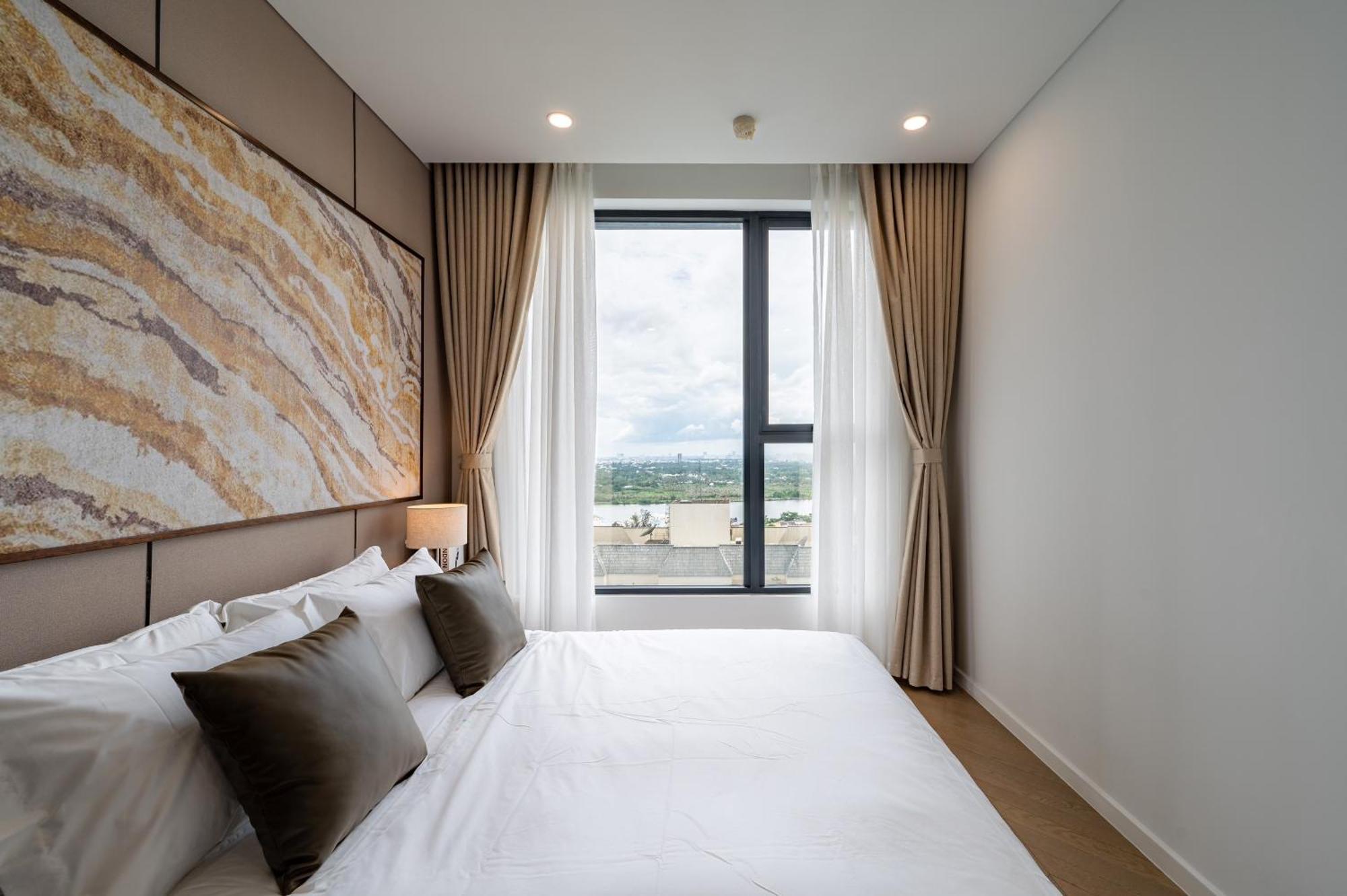 Lumiere Riverside - Raymond Holm - Luxurious 5-star Apartment *