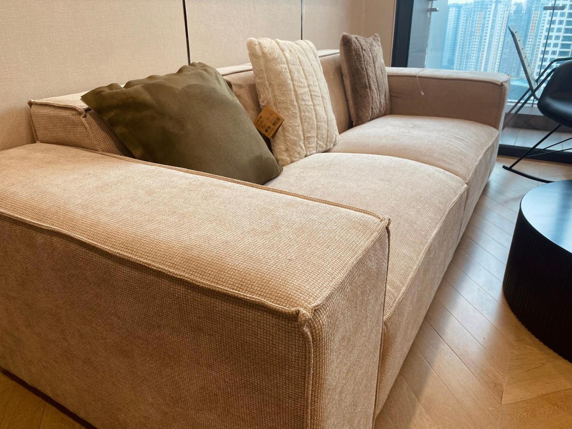 Apartment Lumiere Riverside - Raymond Holm - Luxurious 5-star Ho Chi Minh City