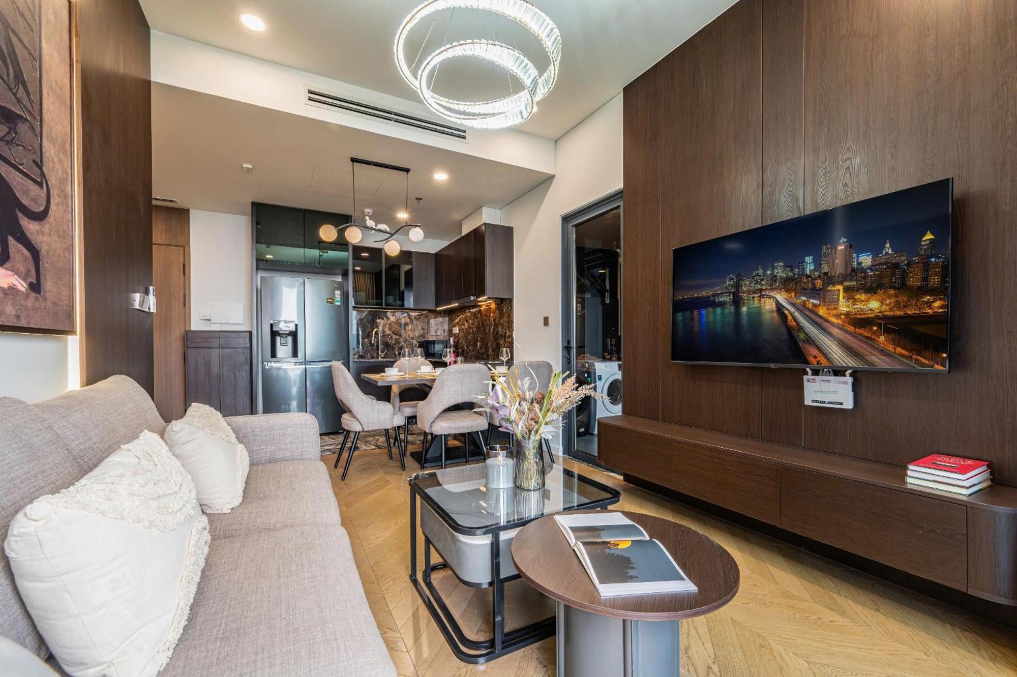 Lumiere Riverside - Raymond Holm - Luxurious 5-star *